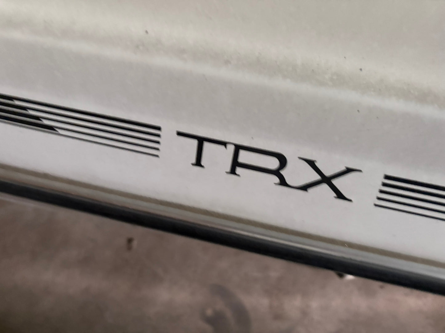 1988 Doral TRX 3-Panel Windshield