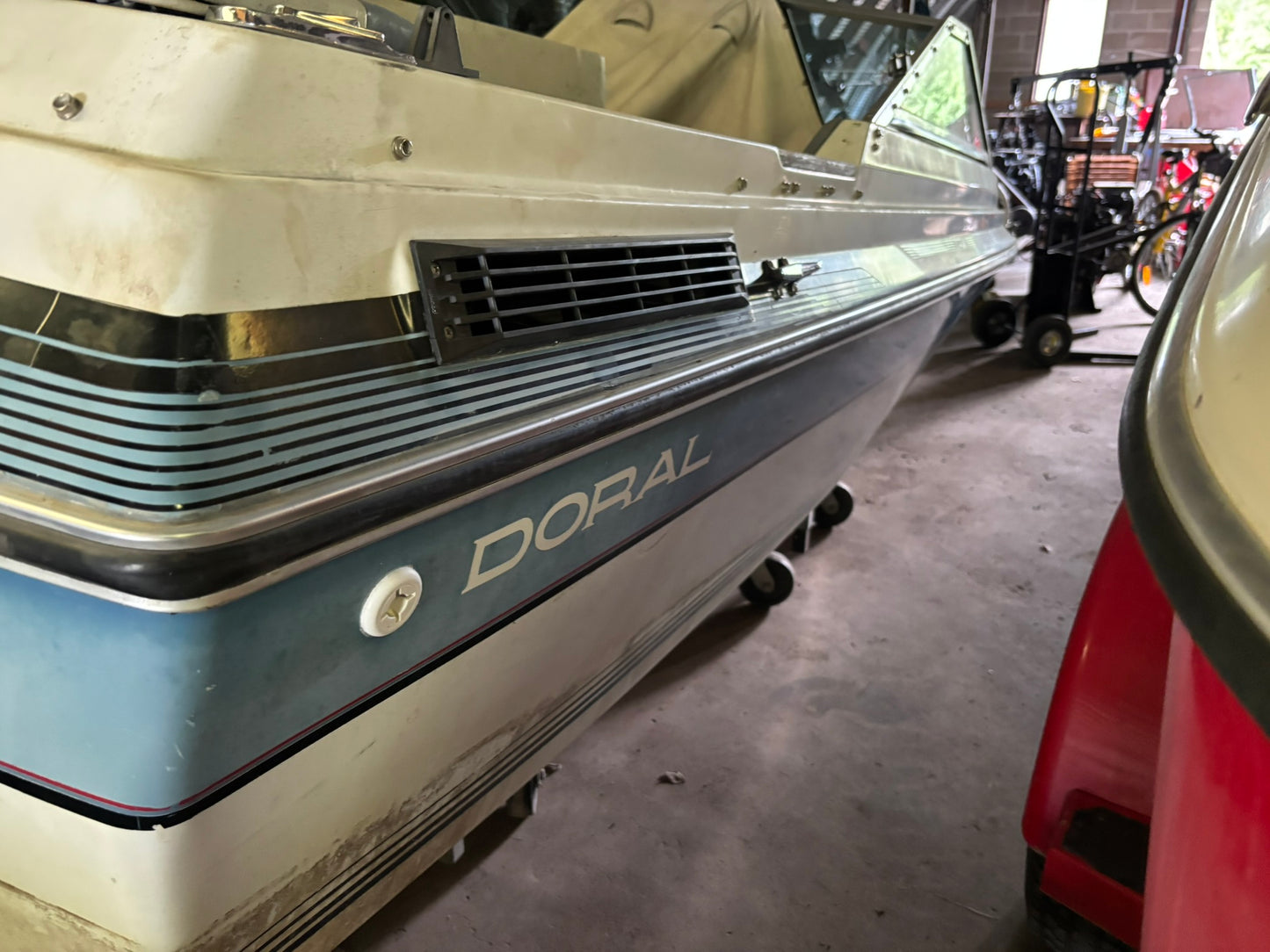 1988 Doral TRX 3-Panel Windshield
