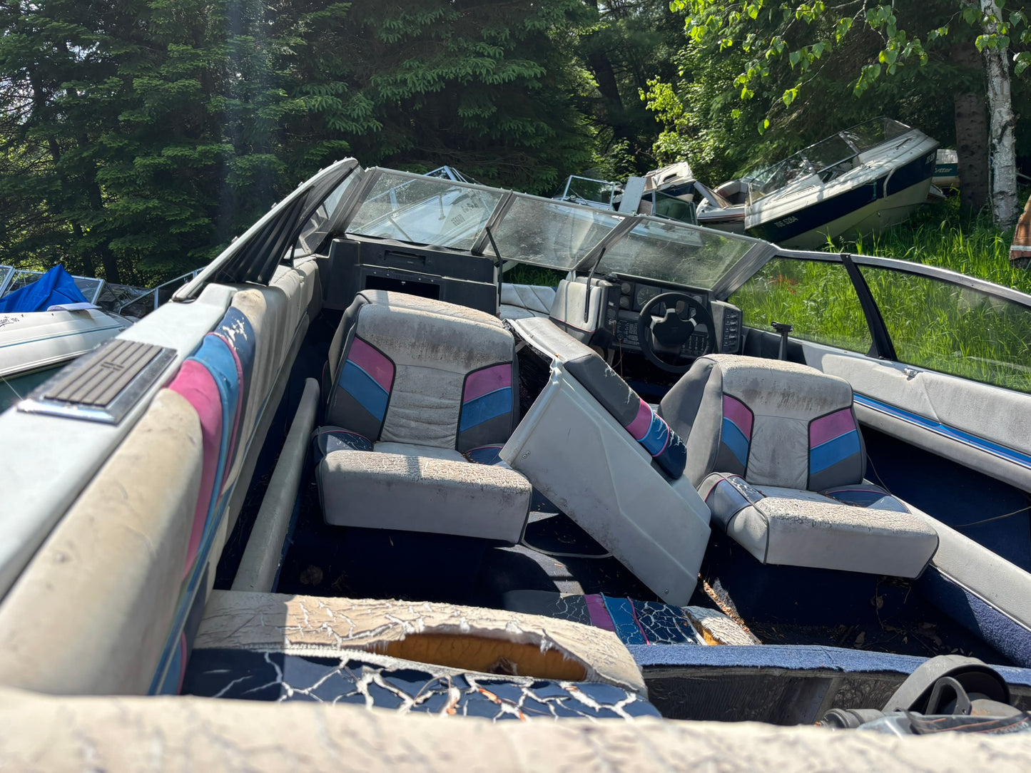 1989 Bayliner Capri 2.3L 3-Panel Windshield