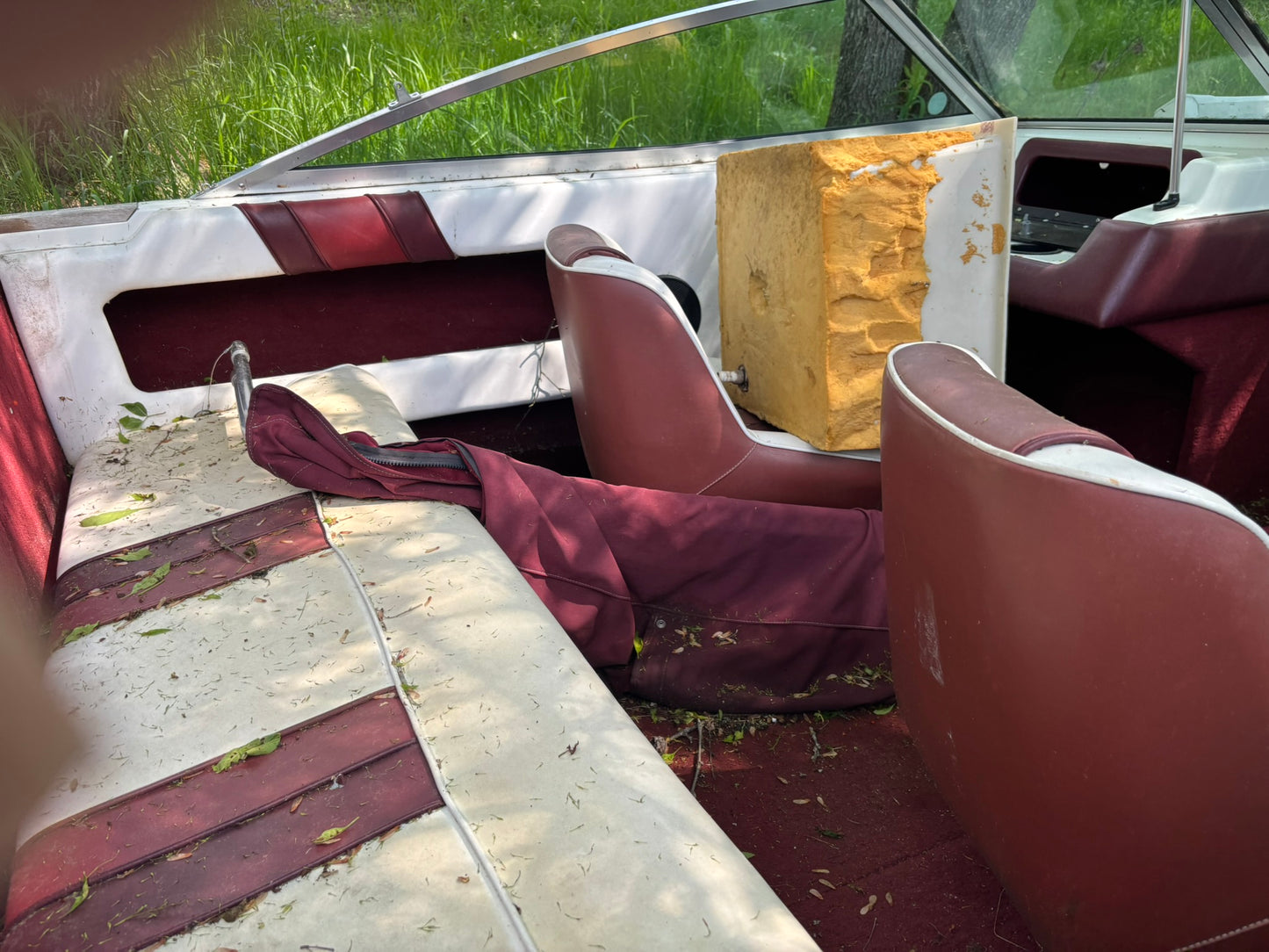 1990 Sea Ray 160 3-Panel Windshield
