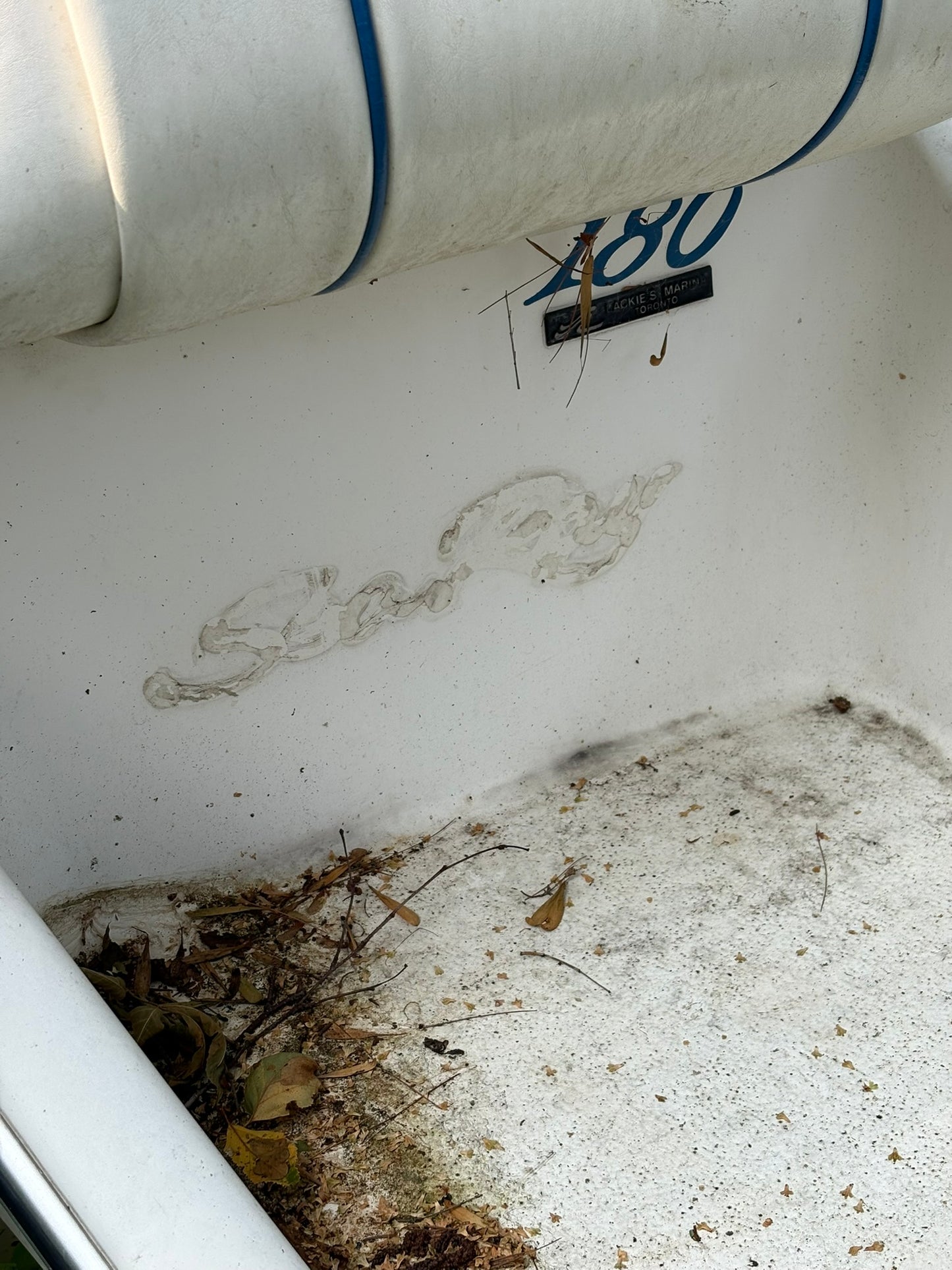1990 Sea Ray 180 3-Panel Windshield