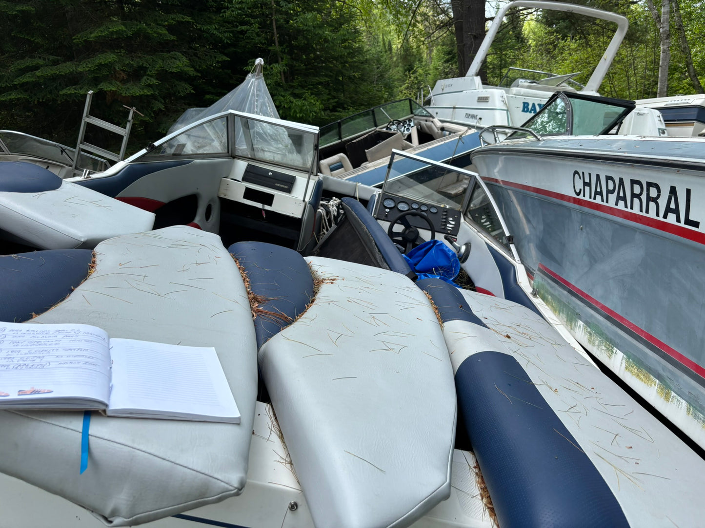 1992 Bayliner 3-Panel Curved Windshield