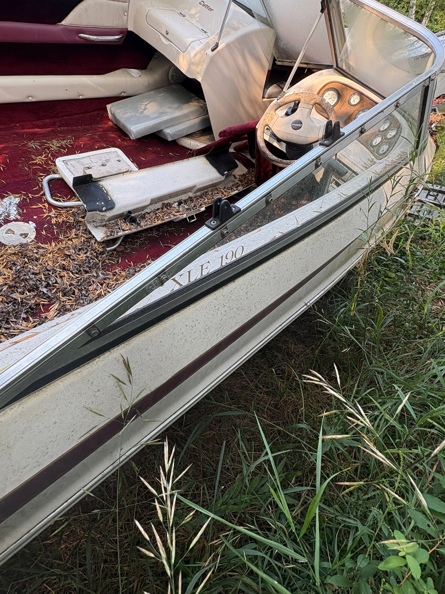 1997 Cutter XLE 190 3-Panel Curved Windshield