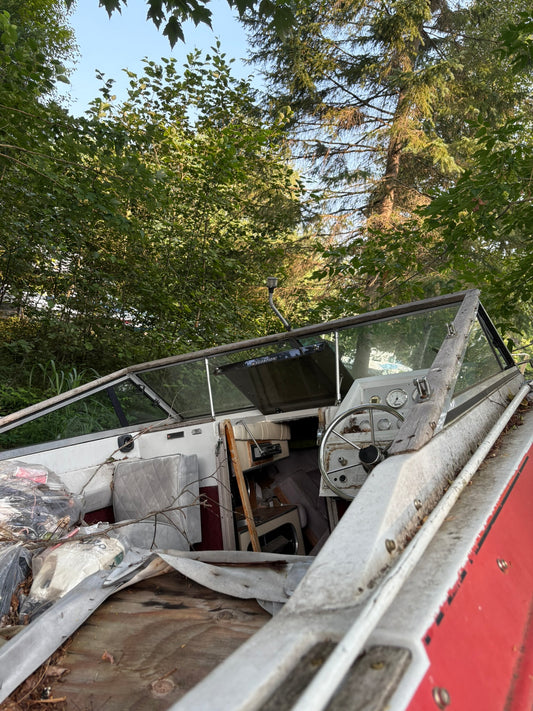 1984 Chris Craft Scoprion 230 2-Panel Windshield