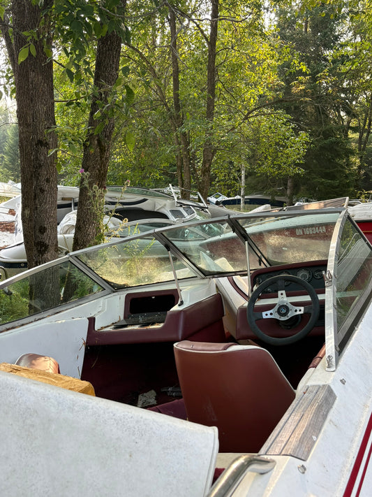 1989 Sea Ray 160 3-Panel Windshield
