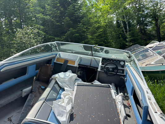 1990 FOUR WINNS Sundowner 2-Panel Windshield