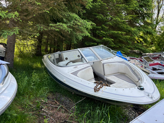1992 Bayliner 3-Panel Curved Windshield