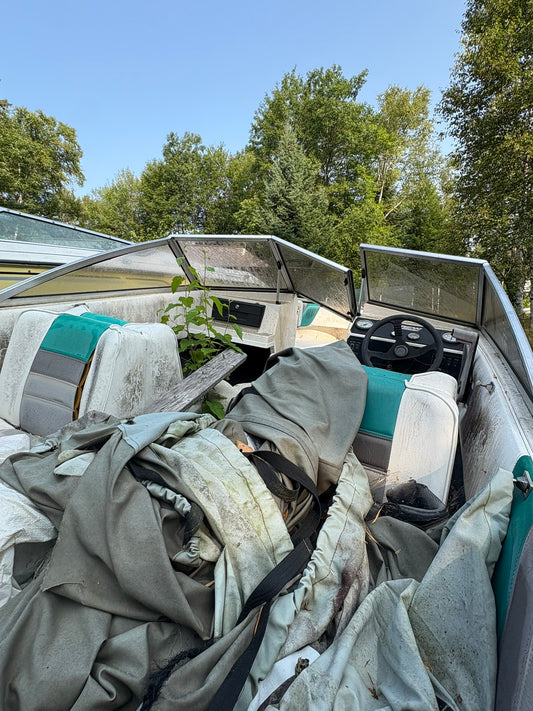 1993 Grew 3-Panel Windshield