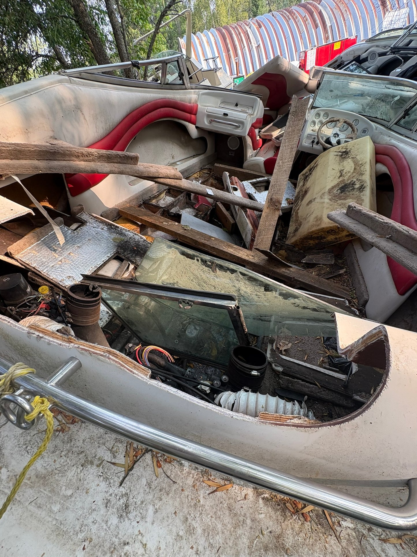 1995 Crown Line 3-Panel Curved Windshield