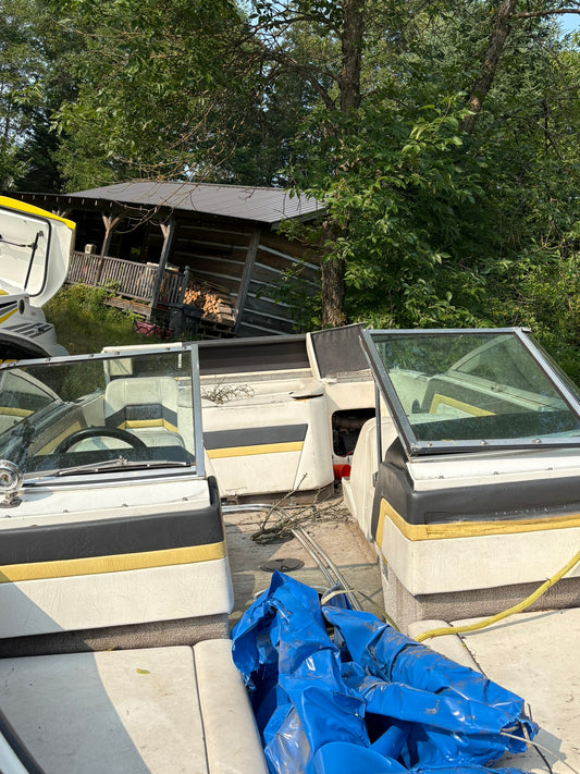 2009 Cadorette Nouva 190 3-Panel Windshield