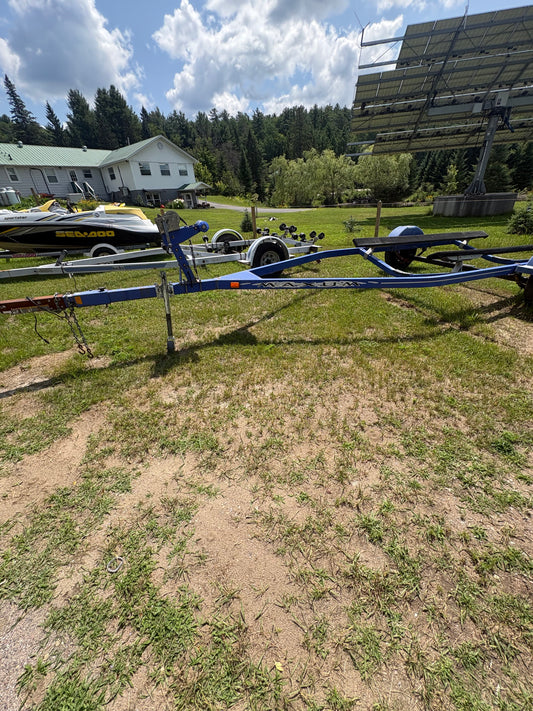 Maxum Boat Trailer - 18-20ft